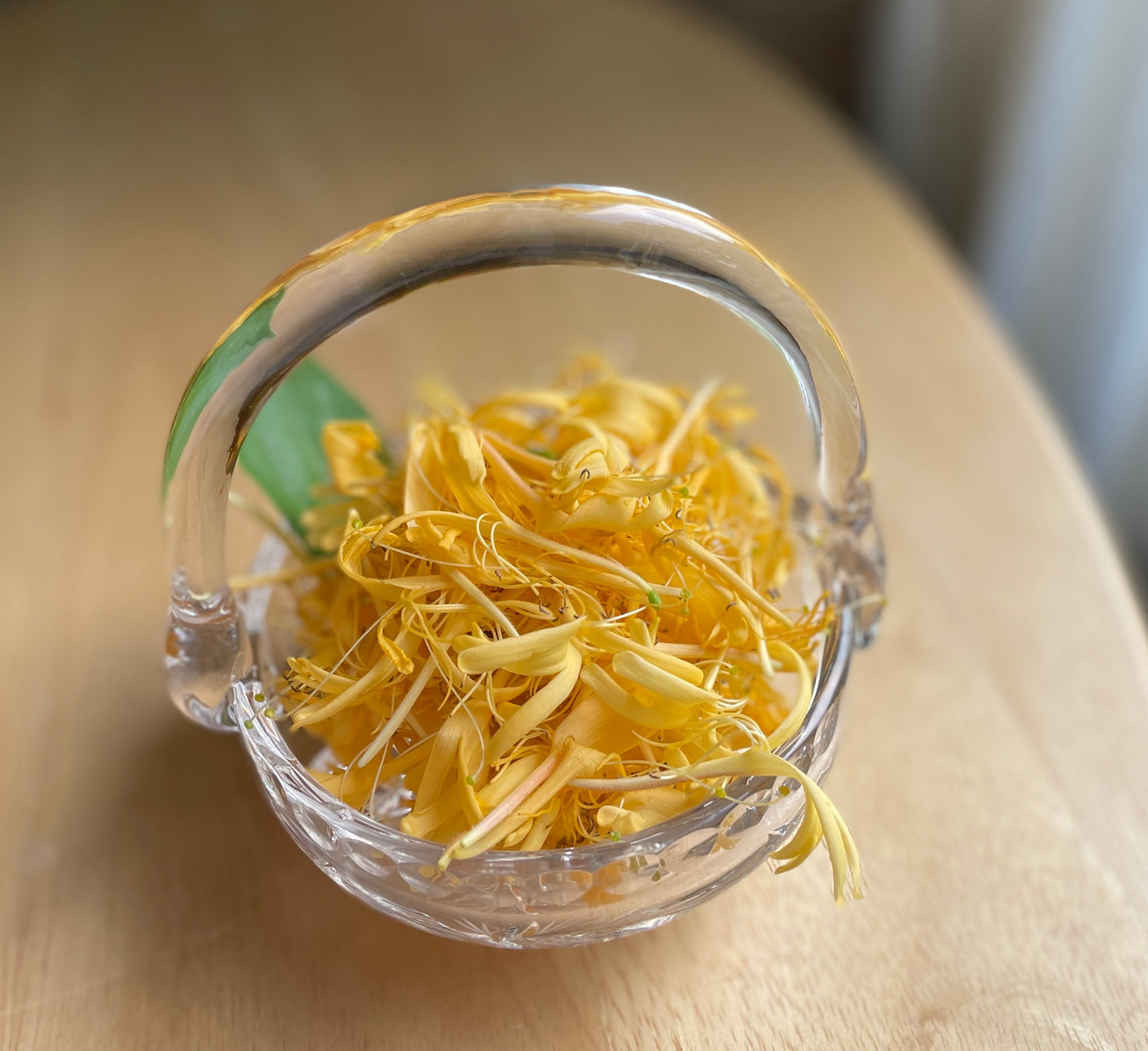 Foaming Cleaner with Honeysuckle Infusion – Gentle & Effective for Facial and Hand Cleansing | Suitable for All Skin Types,Handmade All-Natural