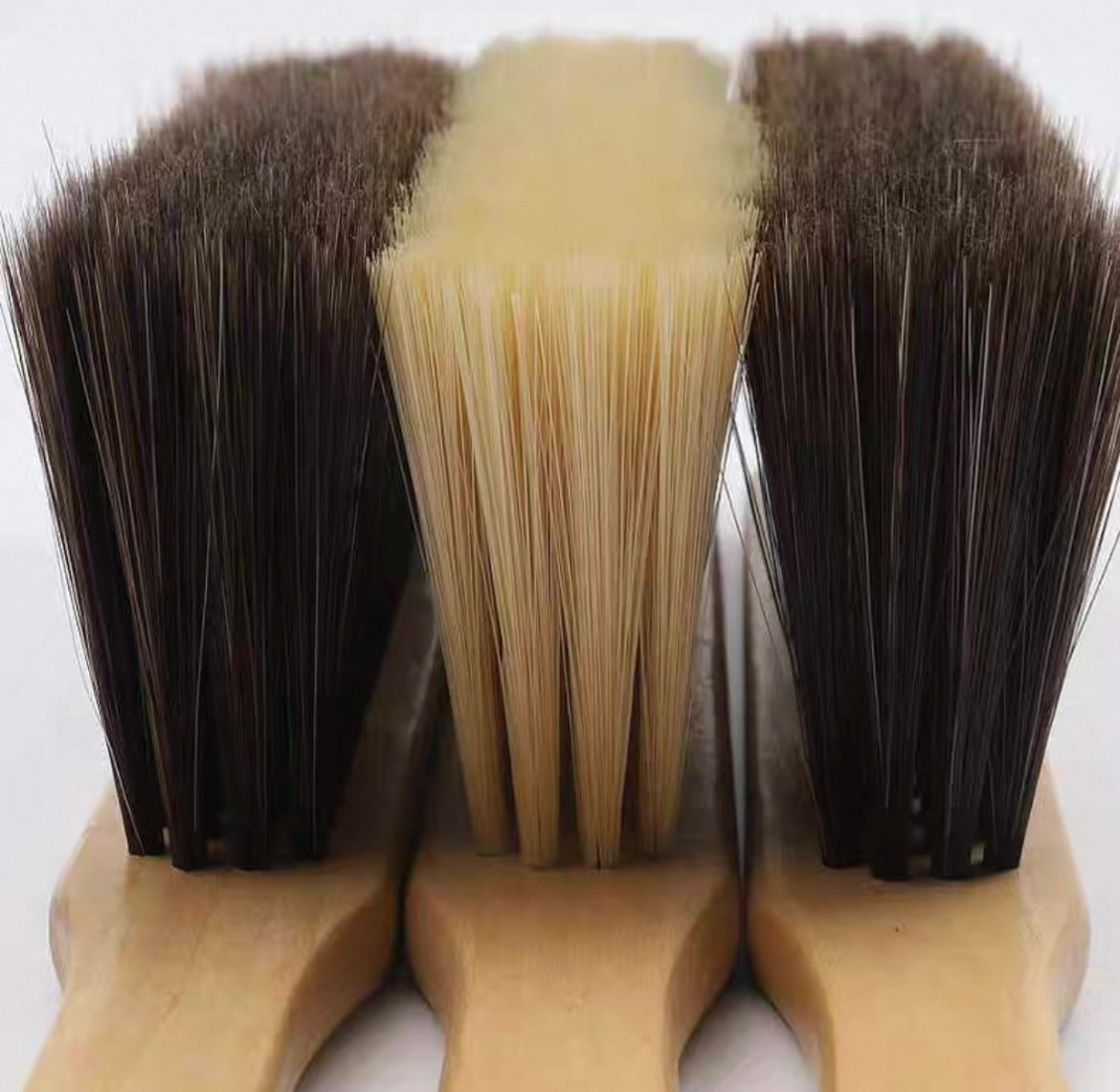 Wooden Handle Soft Bristle Cleaning Brush for Bed, Desk, and Pet Care – Gentle Home Cleaning Tool