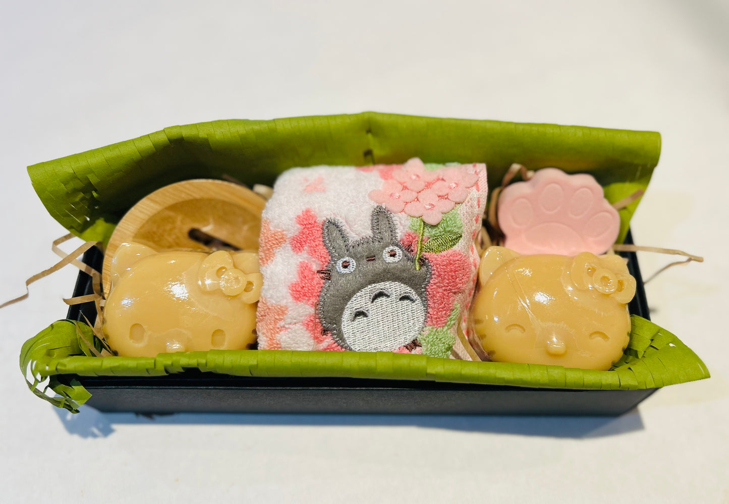 Handmade Soap for Kids – Cute Kitty for Girls & Adorable Bear for Boys | Eco & Healthy Bath Set with Mini Brush | Unique Gift for Children