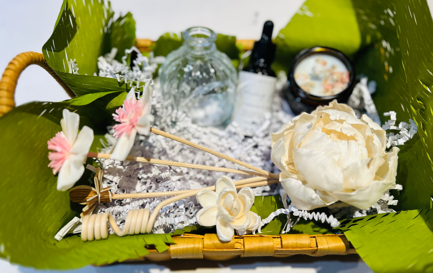 Aroma Gift Set with Reed Flowers, Ceramic Diffuser, Essential Oils for Sleep/Morning Boost/Breathe Easy, Handmade Candle, and Glass diffuser bottle – Natural Relaxation and Wellness